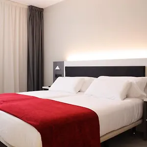 New Bilbao Airport 3*, דריו ספרד